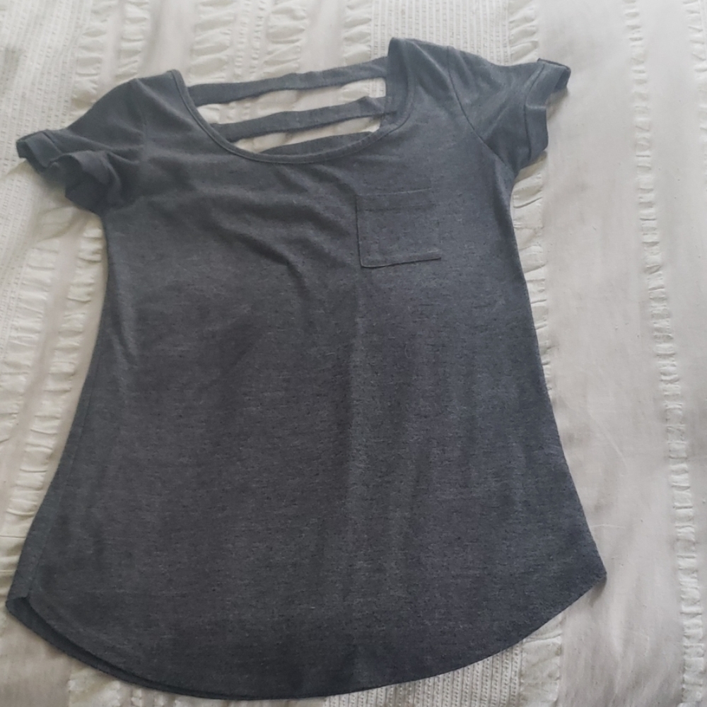 Gray top